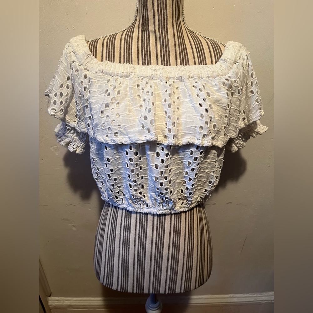 Free People That Girl Off The Shoulder Eyelet Cropped Top Gold Tag White XS - Picture 12 of 13